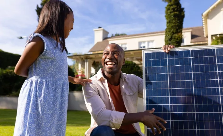 Panneau solaire et famille